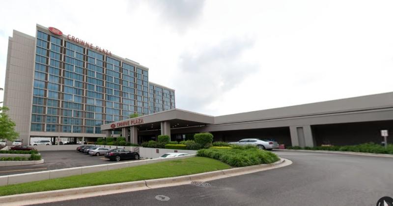 Crowne Plaza Chicago O'Hare Hotel & Conference Center Parking (ORD) O